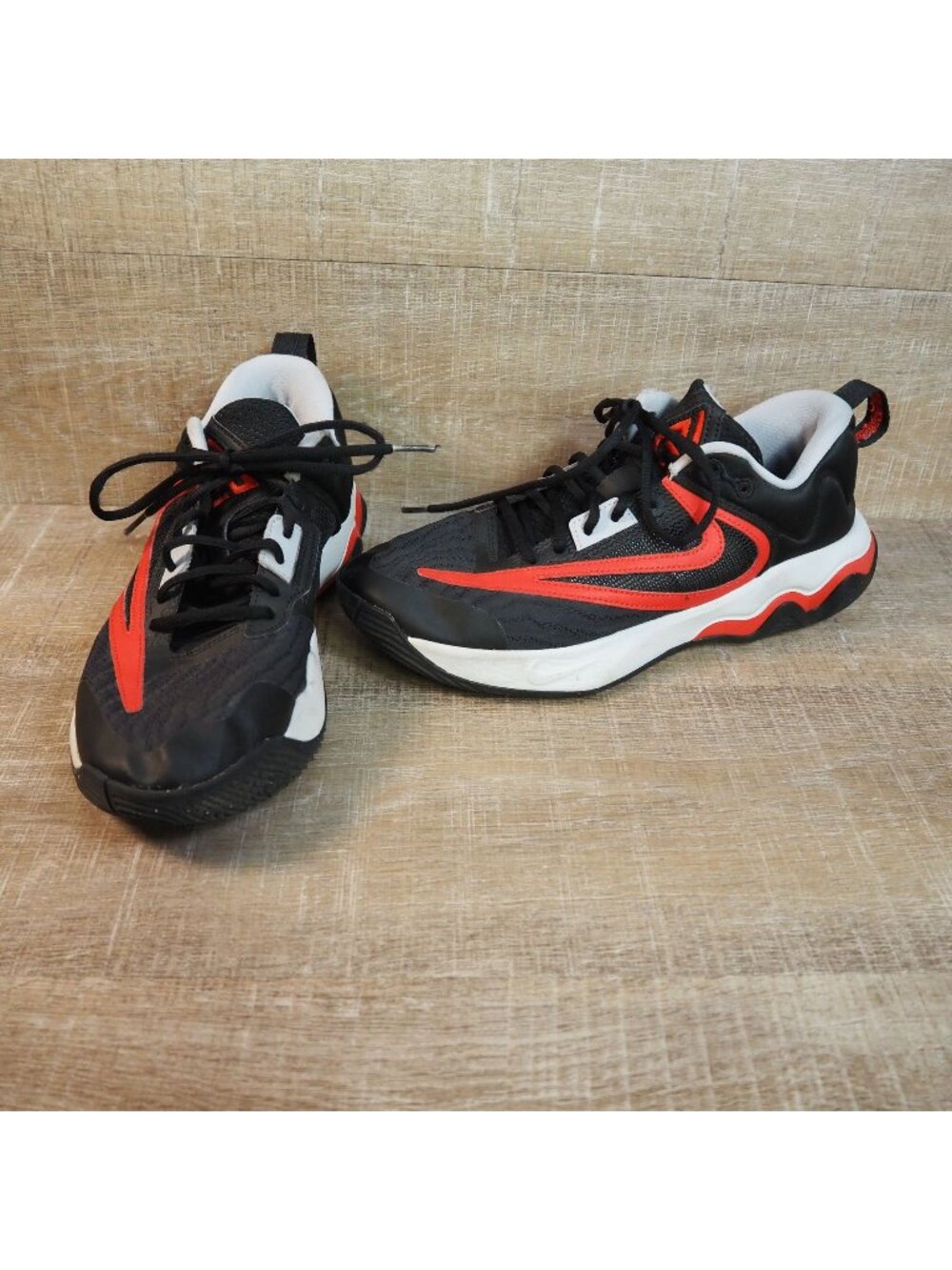 Nike Men's Giannis Immortality 3 Basketball Shoes Black Red US 9.5 Sneakers